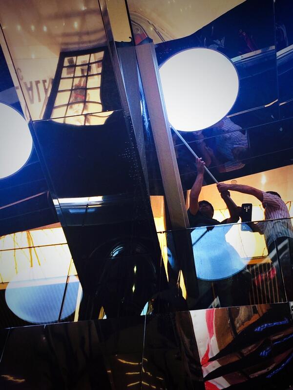 Zorlu Center'ı su bastı! - Resim : 1